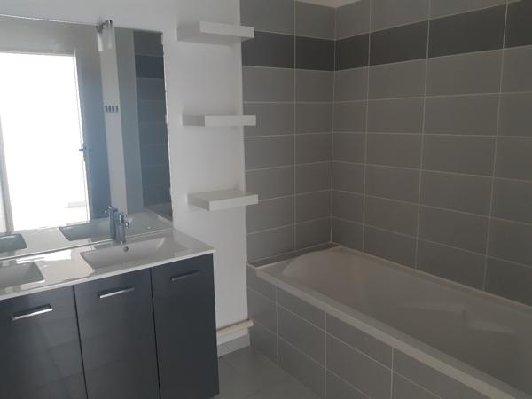 Appartement Cenon 4 pièce(s) 85.18 m2