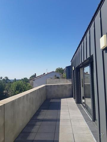 Appartement Cenon 4 pièce(s) 85.18 m2