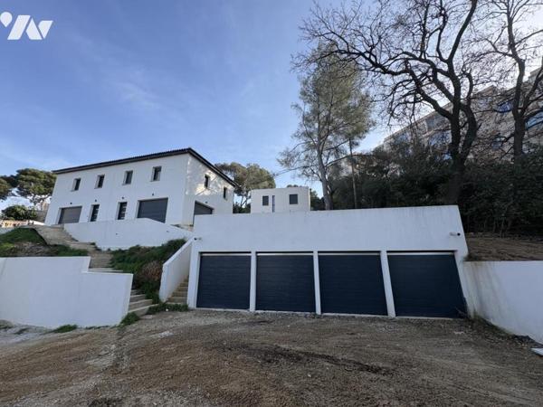 Maison neuve 90m² à La Seyne sur Mer Lot 1 ( maison de droite)