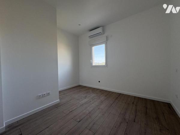 Maison neuve 90m² à La Seyne sur Mer Lot 1 ( maison de droite)