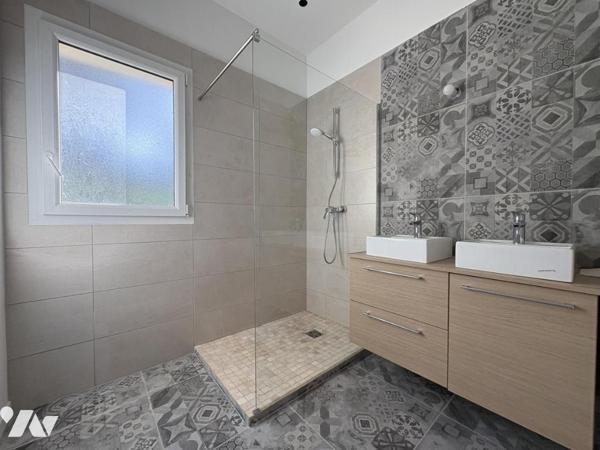 Maison neuve 90m² à La Seyne sur Mer Lot 1 ( maison de droite)