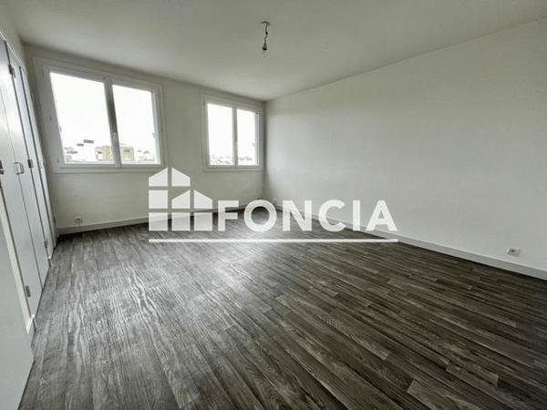 Location Studio 32.09 m² - 3 RUE MIRABEAU Brest 29200