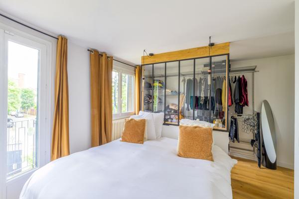 Maison
                                                                                                                                                                                                                                                                                                                        6 pièce(s)                                                                                                                                                                                                          4 chambre(s)                                                                                                                                                                                                          142.35  m²