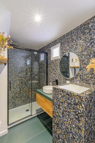 Maison
                                                                                                                                                                                                                                                                                                                        6 pièce(s)                                                                                                                                                                                                          4 chambre(s)                                                                                                                                                                                                          142.35  m²