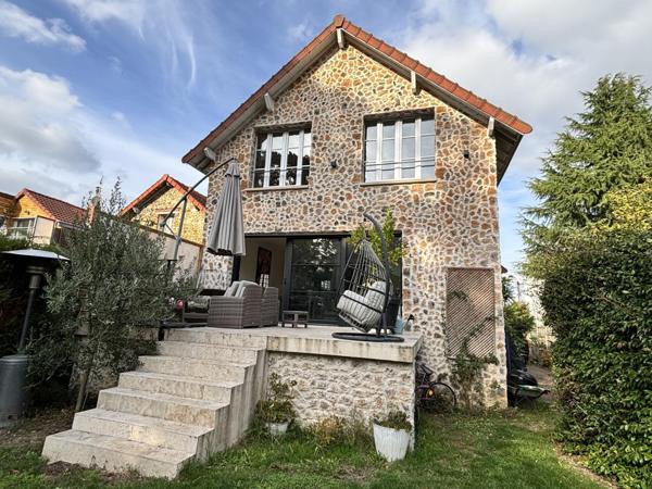 Maison à SOISY-SOUS-MONTMORENCY, 95230 - 7 pièces 143m²