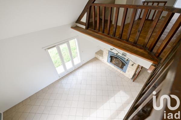 Maison 5 pièces de 230 m² à Champigny-sur-Marne (94500)