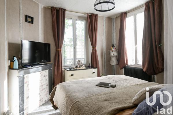 Maison 5 pièces de 230 m² à Champigny-sur-Marne (94500)