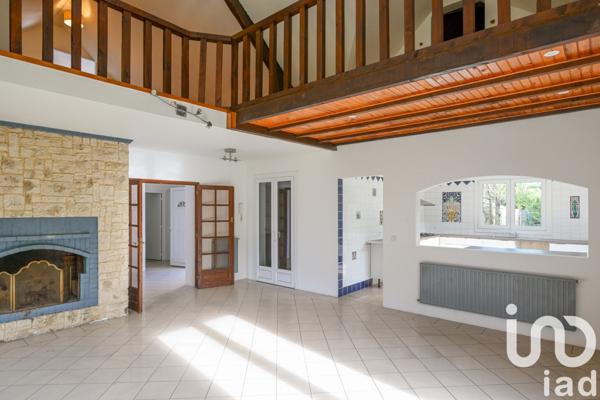 Maison 5 pièces de 230 m² à Champigny-sur-Marne (94500)