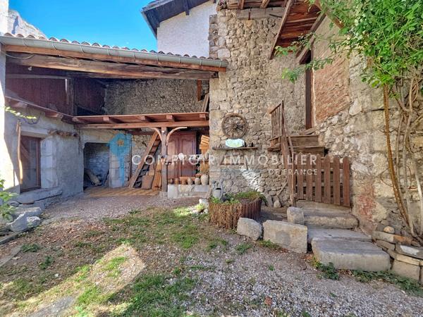 Maison de village 8 pièce(s) 4 chambre(s) 208 m²