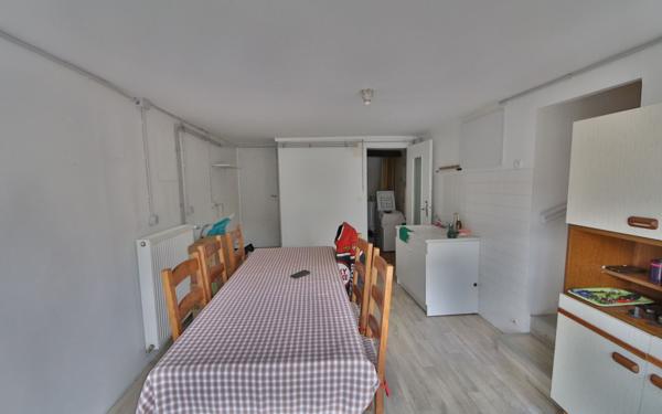 Maison à vendre    3 pièces • 100 m2 Brasles