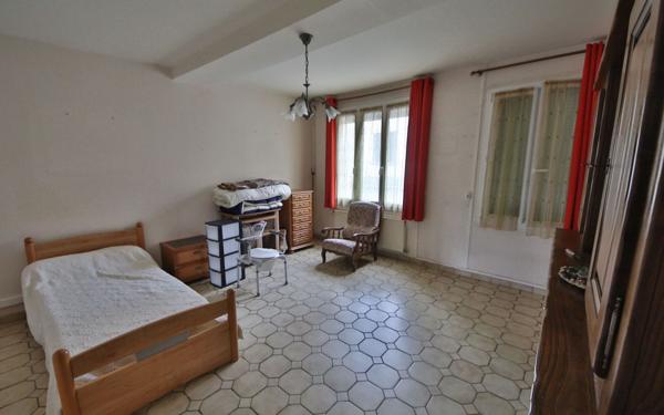 Maison à vendre    3 pièces • 100 m2 Brasles