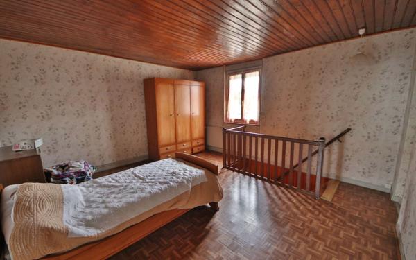 Maison à vendre    3 pièces • 100 m2 Brasles