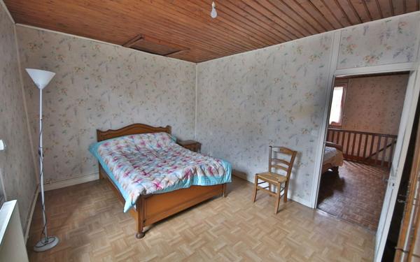 Maison à vendre    3 pièces • 100 m2 Brasles