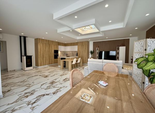 Maison contemporaine aux prestations de qualité