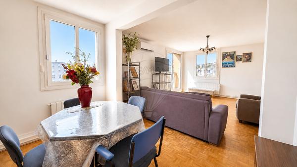 Appartement 3 chambre(s) à vendre - Marseille 8ème, Bouches-du-Rhône - 13