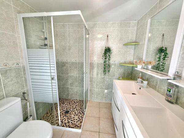 Domaine Plain-Pieds Avec Villa - 2 Studios - 2 Garage et Mare