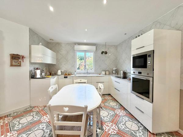 Domaine Plain-Pieds Avec Villa - 2 Studios - 2 Garage et Mare