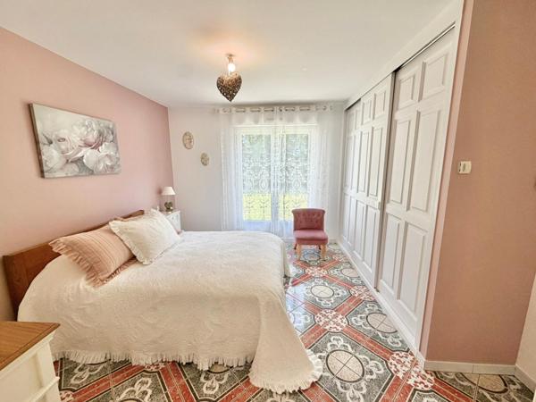 Domaine Plain-Pieds Avec Villa - 2 Studios - 2 Garage et Mare