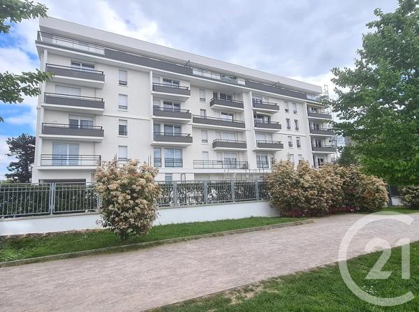 Appartement F3 à vendre  3 pièces - 60,45 m 2   FRESNES  - 94
