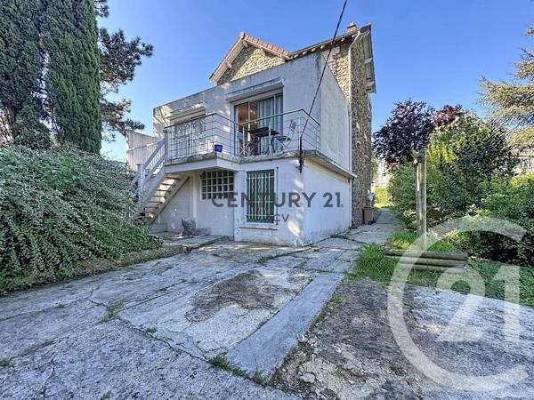 Maison à vendre  6 pièces - 167 m 2   VITRY SUR SEINE  - 94