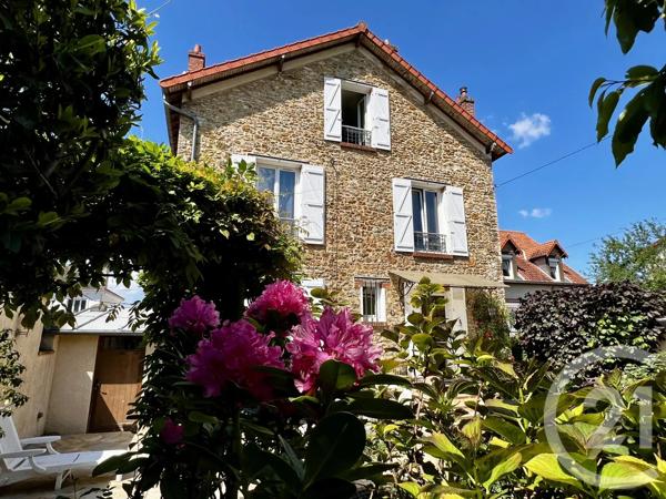Maison à vendre  6 pièces - 167 m 2   VITRY SUR SEINE  - 94