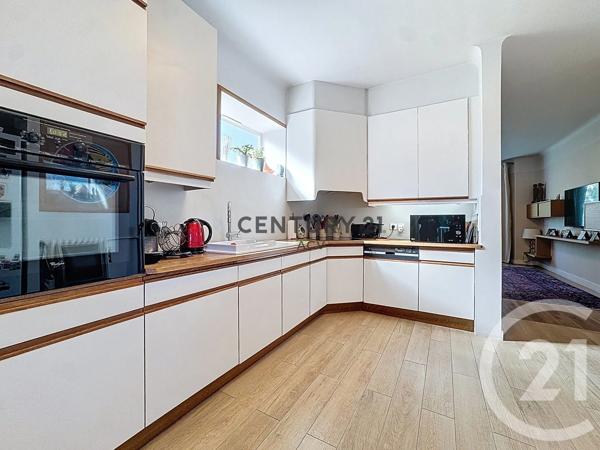 Maison à vendre  6 pièces - 167 m 2   VITRY SUR SEINE  - 94