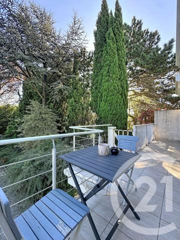 Maison à vendre  6 pièces - 167 m 2   VITRY SUR SEINE  - 94