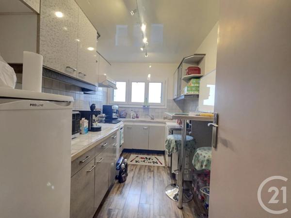 Appartement F5 à vendre  5 pièces - 72,98 m 2   DRANCY  - 93