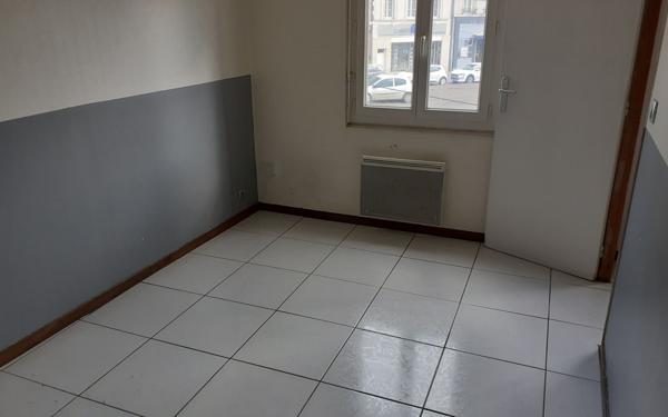 Appartement à louer    2 pièces • 42 m2 Noyon