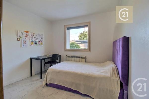Maison à vendre  13 pièces - 233,34 m 2   LIVRY GARGAN  - 93