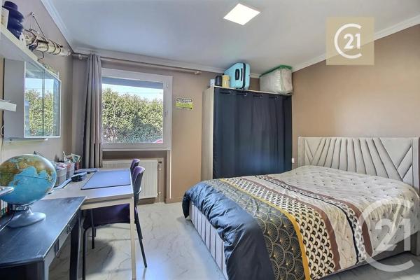 Maison à vendre  13 pièces - 233,34 m 2   LIVRY GARGAN  - 93