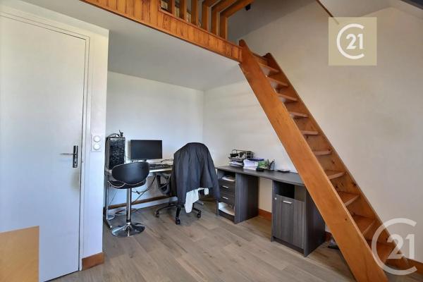 Maison à vendre  13 pièces - 233,34 m 2   LIVRY GARGAN  - 93
