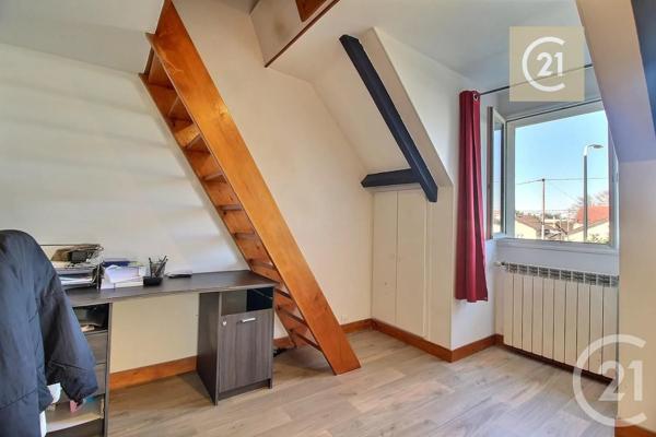 Maison à vendre  13 pièces - 233,34 m 2   LIVRY GARGAN  - 93
