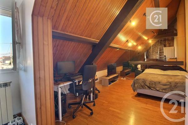 Maison à vendre  13 pièces - 233,34 m 2   LIVRY GARGAN  - 93
