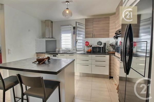 Maison à vendre  13 pièces - 233,34 m 2   LIVRY GARGAN  - 93