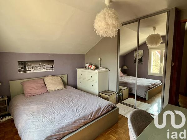 House for sale 7 rooms 182 m² Le Perray-en-Yvelines