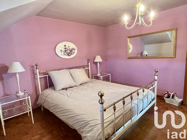 House for sale 7 rooms 182 m² Le Perray-en-Yvelines