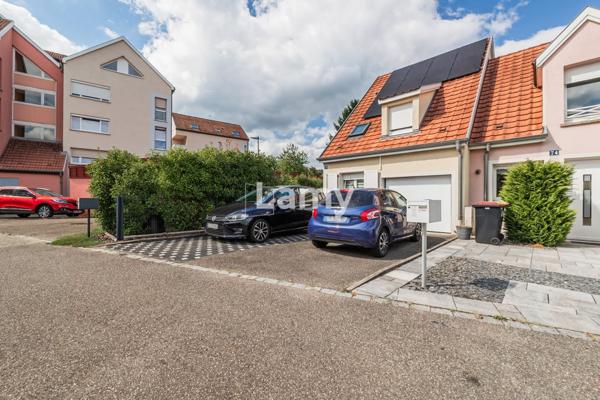 Maison 5 pièces avec jardin, piscine et grand espace de vie