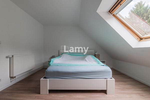 Maison 5 pièces avec jardin, piscine et grand espace de vie