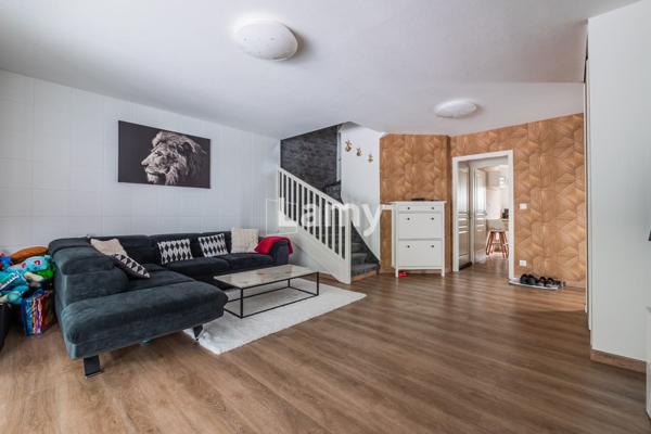 Maison 5 pièces avec jardin, piscine et grand espace de vie