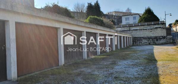 PROCHE CENTRE VILLE A VENDRE GARAGE