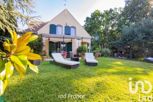 Maison à vendre 8 pièces 176 m² Maurepas