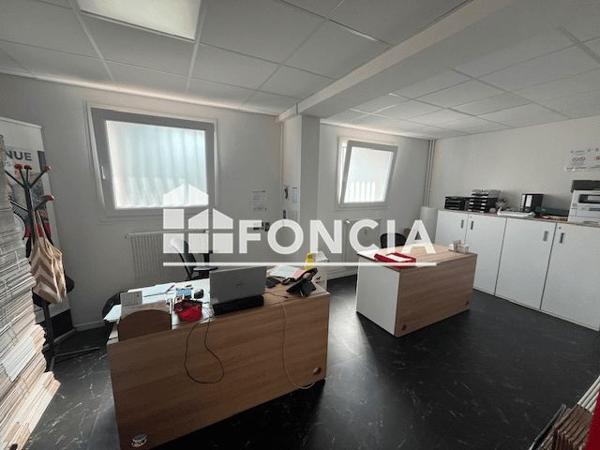 Location Local commercial 1 pièce - 91 AVENUE CHARLES BOUTET Charleville Mezieres 08000