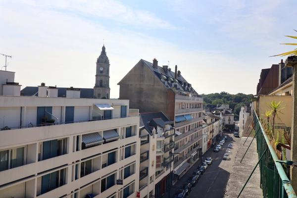 VANNES CENTRE - T2 - DERNIER ETAGE AVEC TERRASSE
