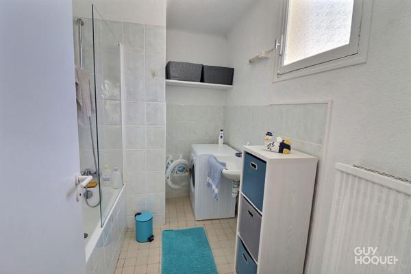 VANNES CENTRE - T2 - DERNIER ETAGE AVEC TERRASSE