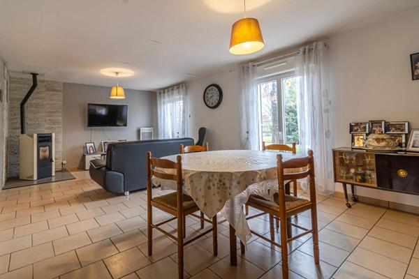 Maison Villeherviers 6 pièce(s) 100 m2