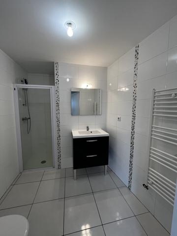 T1 avec balcon et place de parking La Rochelle