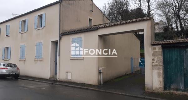 Location Maison 4 pièces 86 m² - Fontenay-le-comte 85200