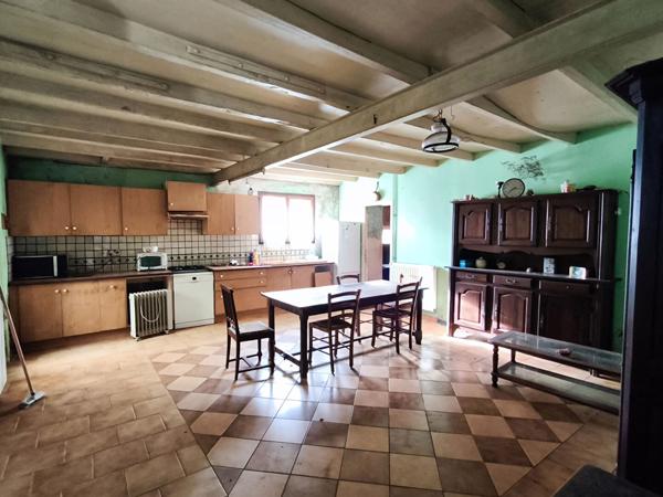 Maison à rénover, Sommières Du Clain, 30 minutes de Poitiers
