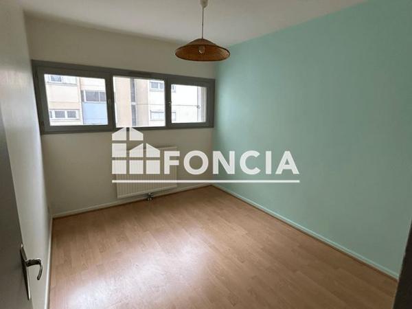 Location Appartement 4 pièces 106.74 m² - 2 RUE BENOIT FRACHON Firminy 42700